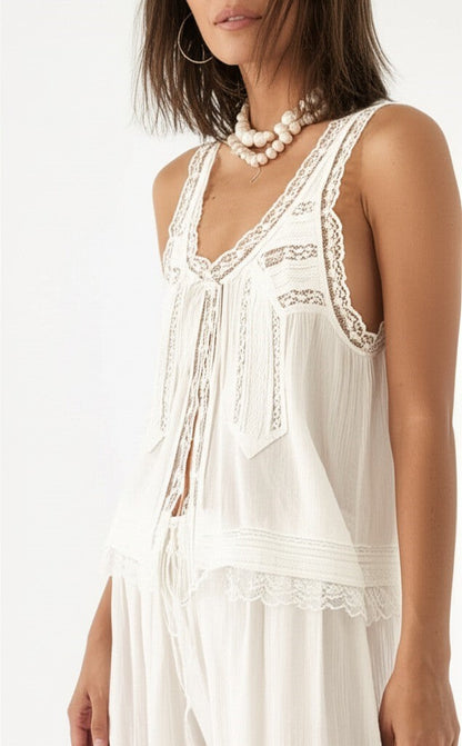 ALOUETTE LACE TWO-PIECE SET